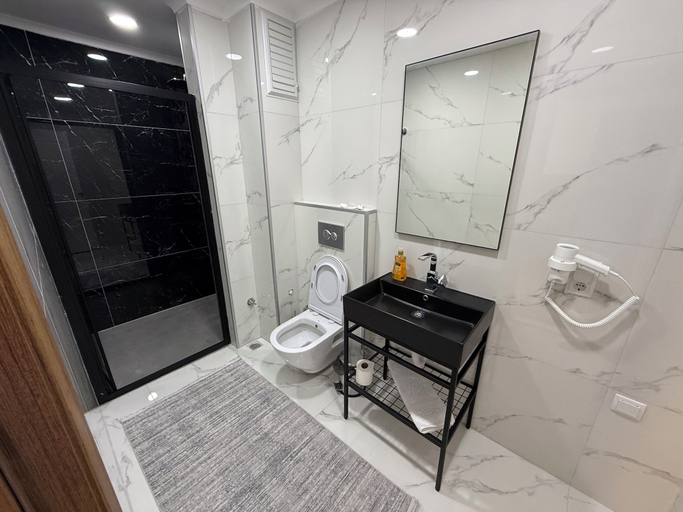 Bathroom 5, Güven Palace Suites, Sürmene