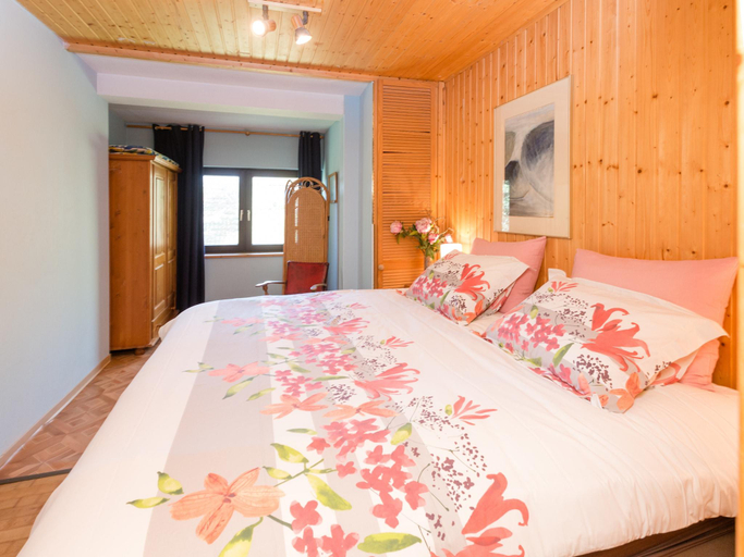 Bedroom 2, Holiday Home in Eichenborn with Garden, Hameln-Pyrmont
