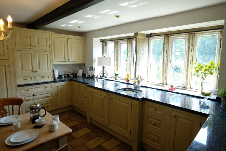 Food & Drinks, Brookhouse Grange, Calderdale