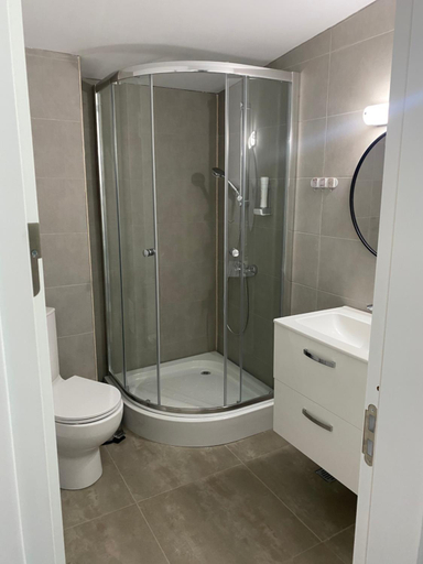 Bathroom 5, Hotel Maya, Horezu