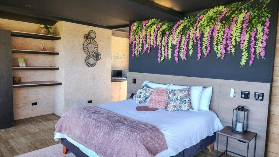 Bedroom 3, Cumbres Luxury Glamping, Guarne