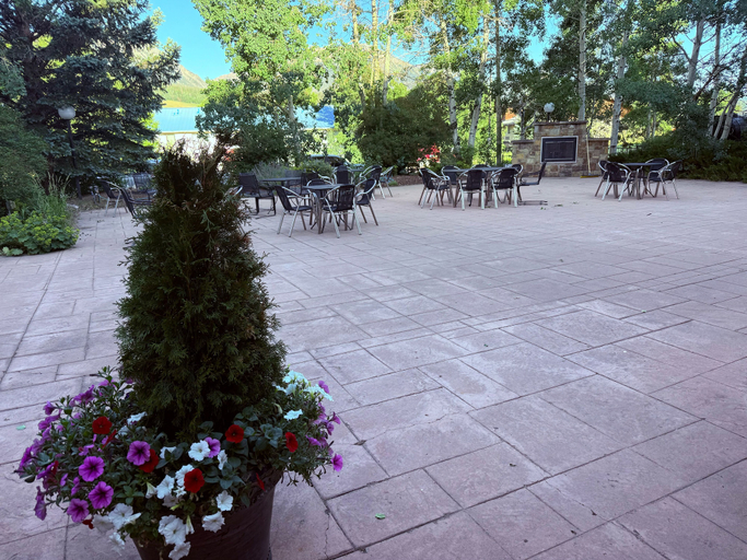 Others 5, Mountain Valley Inn & Suites, Summit