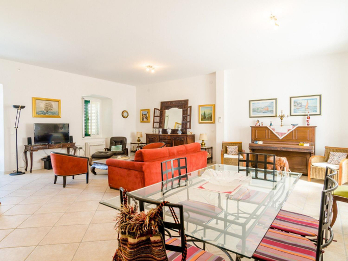 Food & Drinks 4, Stone House DiMaTo - Four Bedroom Holiday Home with Terrace, Konavle