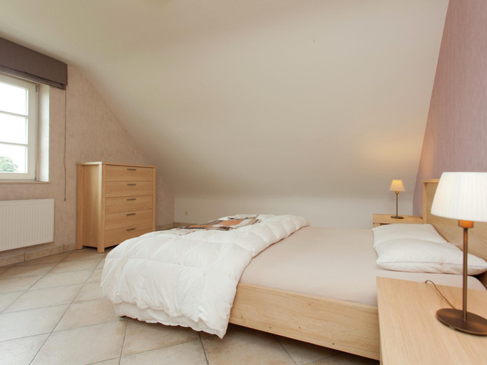 Bedroom 2, Peer Villa with Garden, Limburg