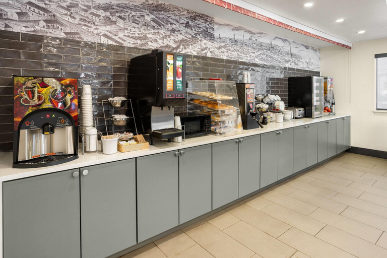 Food & Drinks 5, Ramada By Wyndham York Harrisburg Hershey, York