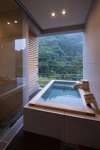 Bathroom 4, Gekkoen Kourokan Hotel, Kobe