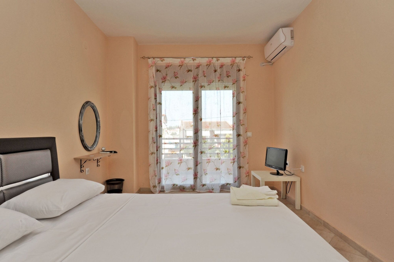 Bedroom 2, Marina Maisonette by Rentalspro, Central Macedonia