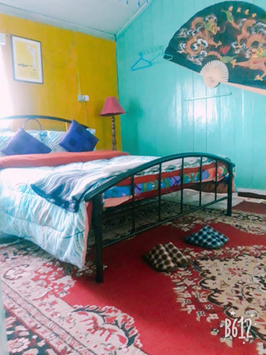 Bedroom, Quaint Wood Cottage, Darjiling