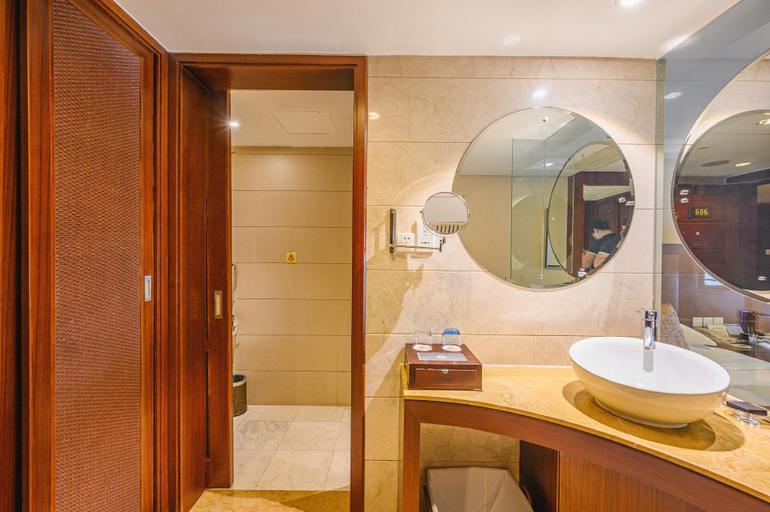 Bathroom 5, Xiamen Gulang Bay Hotel, Xiamen