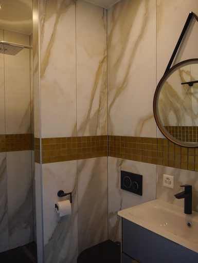 Bathroom 3, Château de Marnand, Broye-Vully