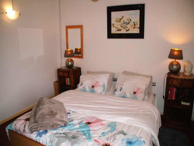 Bedroom 2, Cottage Bliss in Roussines, Charente