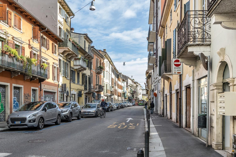 Others 3, Veronetta Stunning Rooftop with Lift, Verona