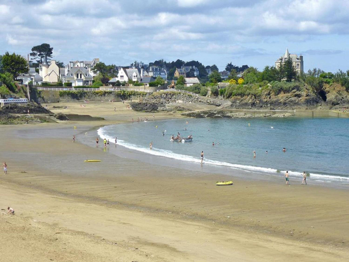 Others 4, Apartment in Pordic near Sandy Beach, Côtes-d'Armor