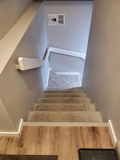 Others 3, Private Entrance 2 Bed 1 Bath, Division No. 11