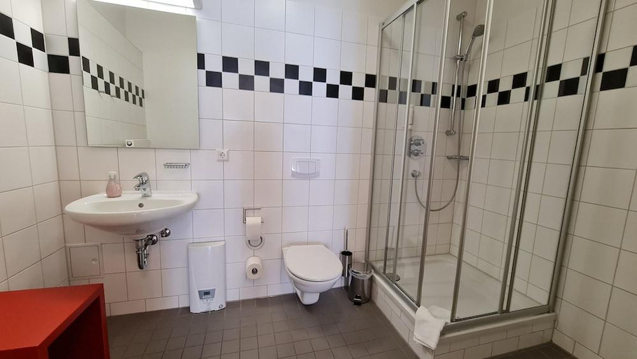 Bathroom 4, Hotel Cranach-Herberge City Centre, Wittenberg