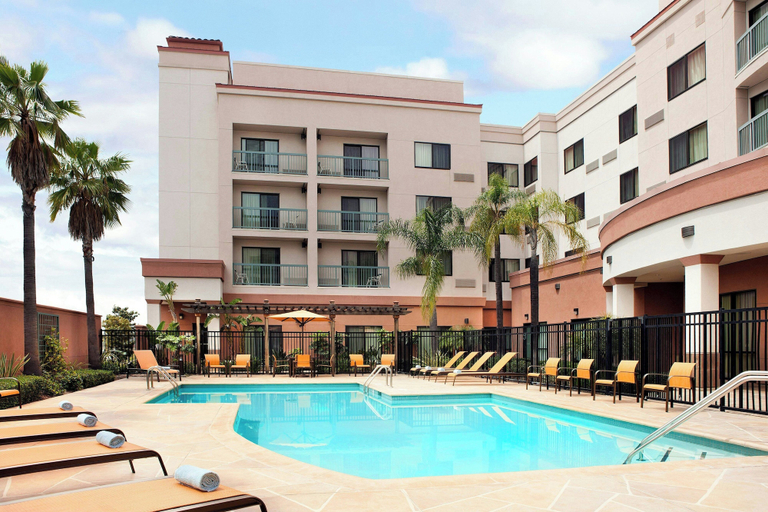 Sport & Beauty, Courtyard by Marriott Foothill Ranch Irvine East/Lake Forest, Orange