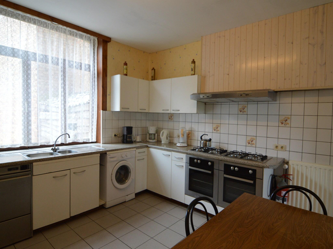 Others 5, Ardennes Stay for 21 Guests, Liège