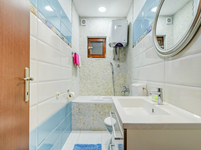 Bathroom 4, Villa in Solin with Private Pool and Garden, Klis