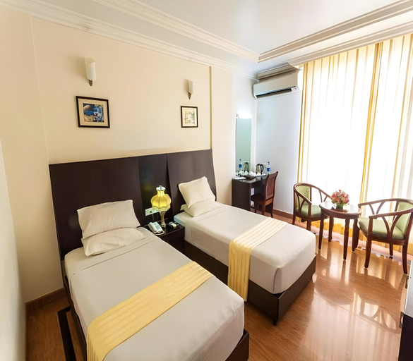 Bedroom 3, KR Inn Hotel & Convention Centre, Bangalore