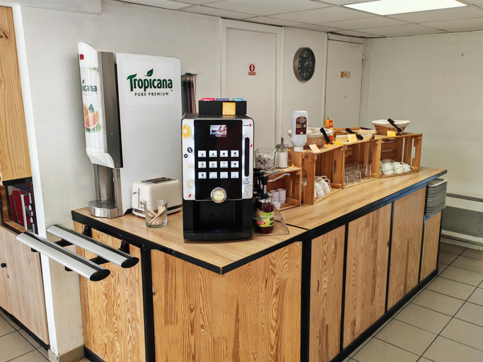 Food & Drinks 5, Premiere Classe Douai - Cuincy, Nord