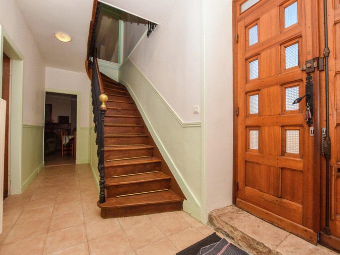 Others 5, Charming Stay in Montfaucon, Lot