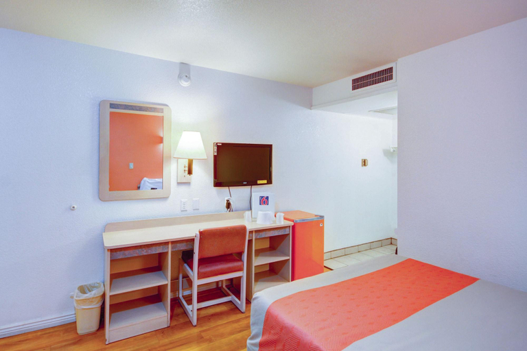 Public Area 2, Motel 6 Saint George, UT, Washington