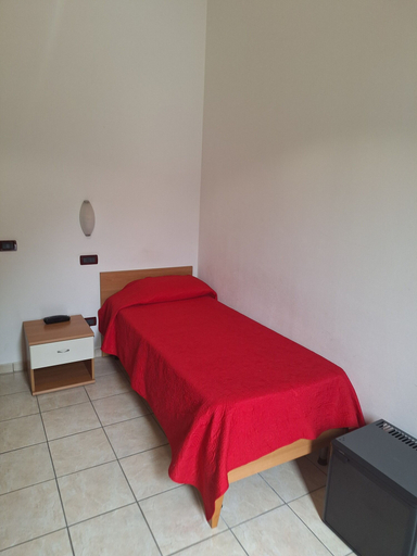 Bedroom 3, HOTEL LA PANIA, Lucca
