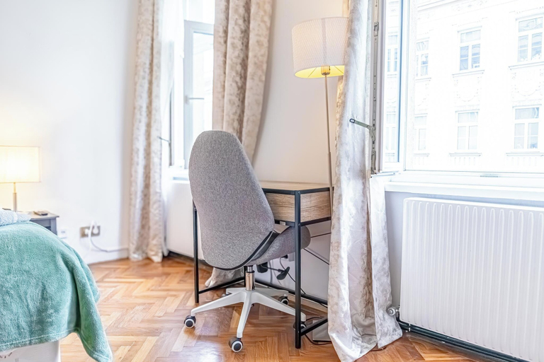 Others 2, 3BR Apt 15min to Landstraße Hub, Wien