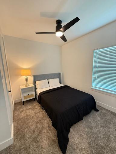 Bedroom 2, Luxury 3BR for Families Nurses and Group, Houston