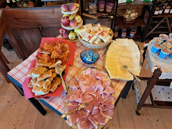 Food & Drinks 3, Villaggio Turistico Tecciù di Cuppi, Savona