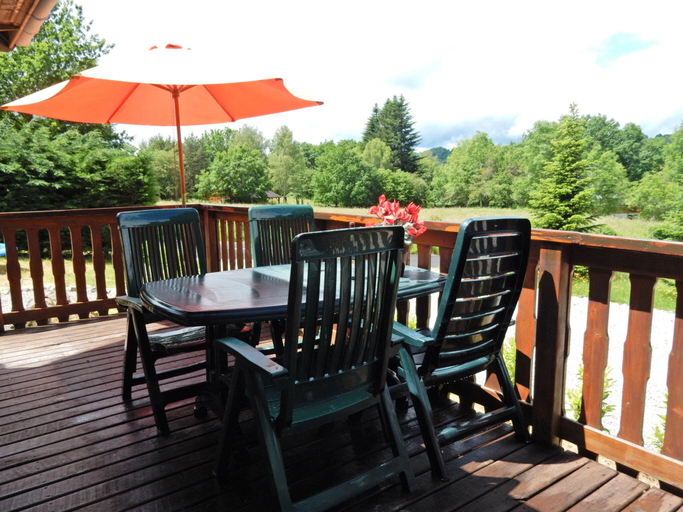 Others 5, Chalet du Lac - Nature Escape, Cantal