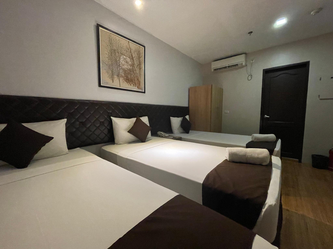 Bedroom 18