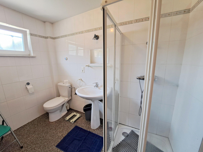 Bathroom 3, House in Vosges near Lichtenberg Castle, Bas-Rhin