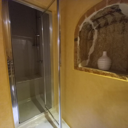 Others 3, Pepi 64 in Firenze With 2 Bedrooms and 1 Bathrooms, Florence