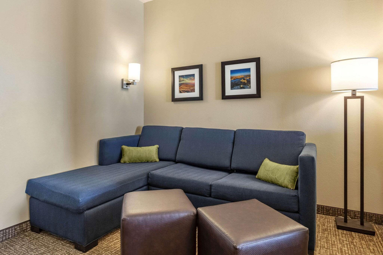 Bedroom 4, Comfort Inn & Suites Edgewood, Santa Fe