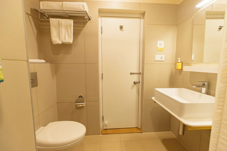 Bathroom 4, Bloom Hotel Richmond Road, Bangalore