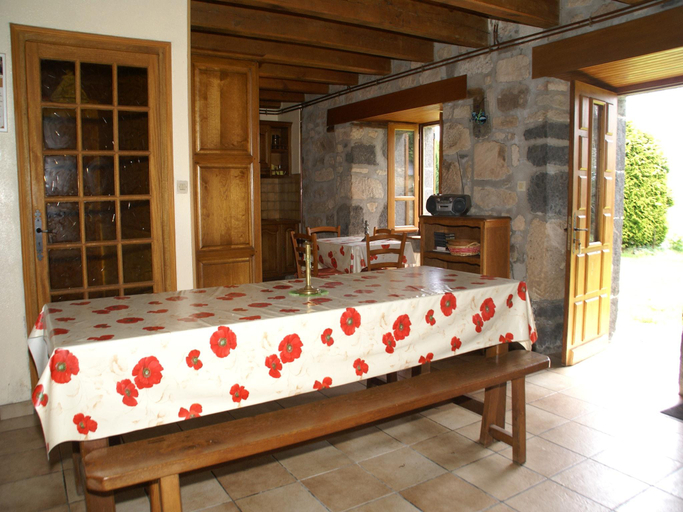 Bedroom 2, Peaceful Mountain Retreat, Cantal