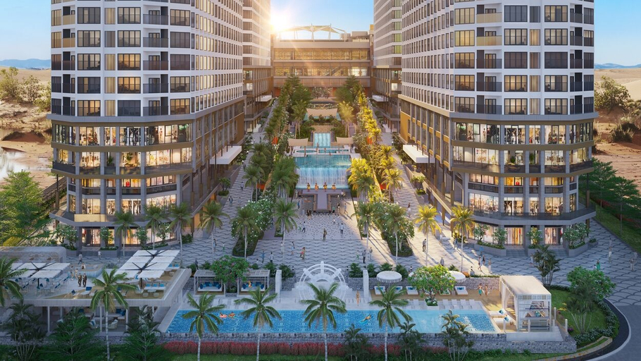 Exterior & Views