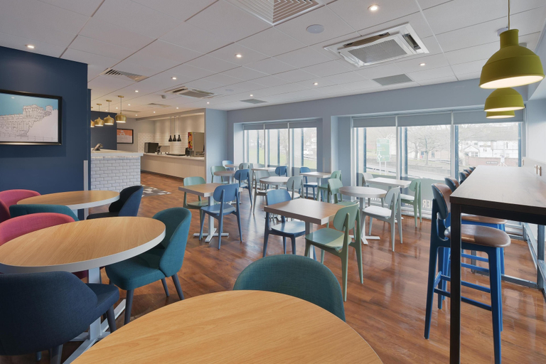 Food & Drinks 4, Travelodge Newcastle-under-Lyme Central, Staffordshire
