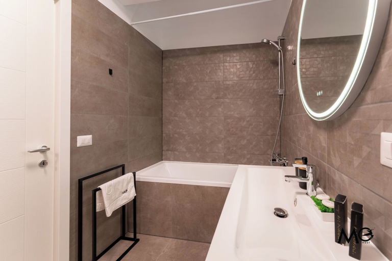 Bathroom 4, MoHost - Uno, Brasov