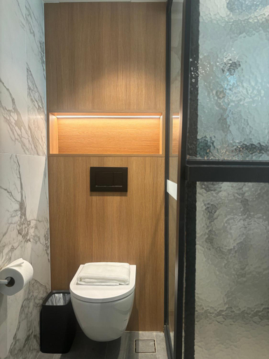 Bathroom 4, Claude Hotel, Singapore
