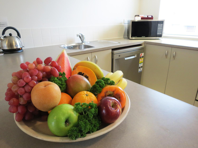 Food & Drinks, Castle Newhaven, Manukau