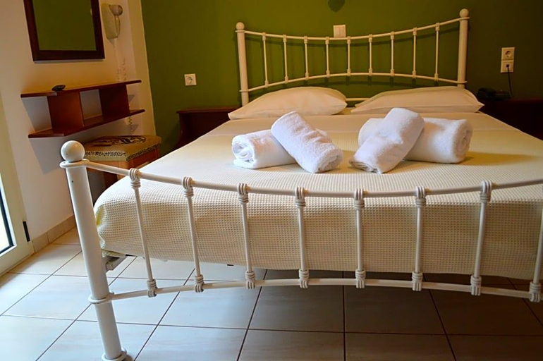 Bedroom 3, Nikos Apartments Stalis, Crete