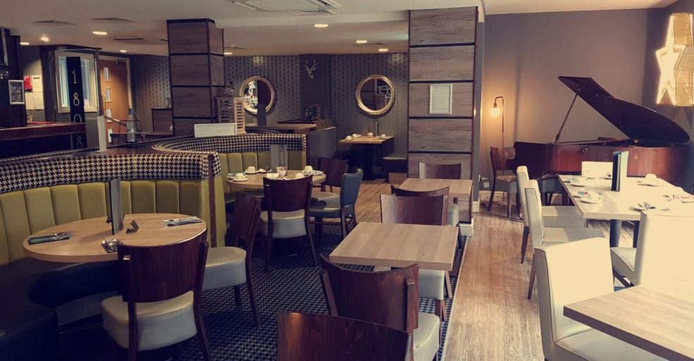 Food & Drinks 5, The Tontine Hotel, Inverclyde