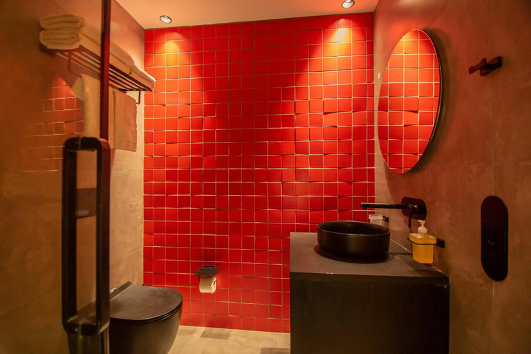 Bathroom 4, CH51, Batumi