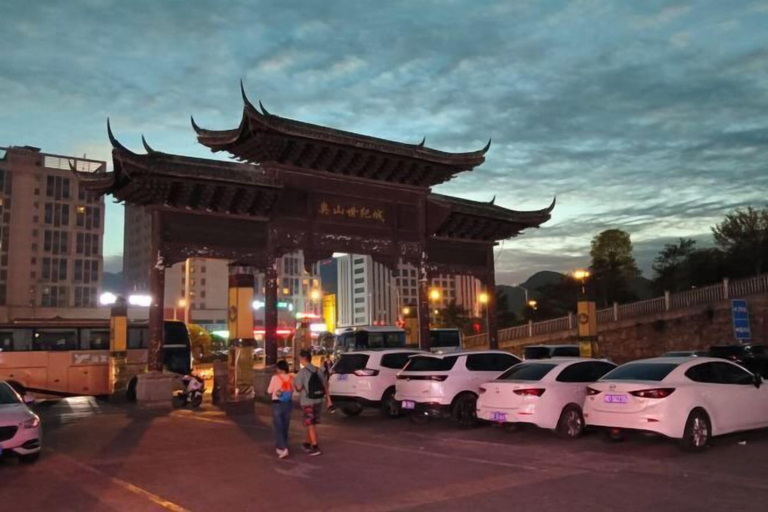 Exterior & Views 2, Junshang Business Hotel (Enshi Railway Station), Enshi Tujia and Miao