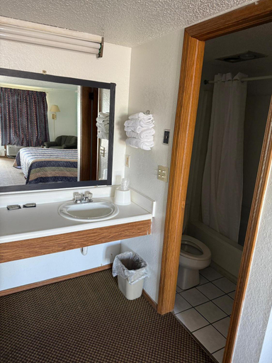 Others 2, Royal Inn, Oklahoma