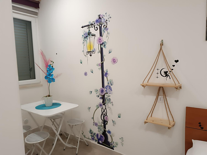 Others 4, B&B il MENHIR, Lecce