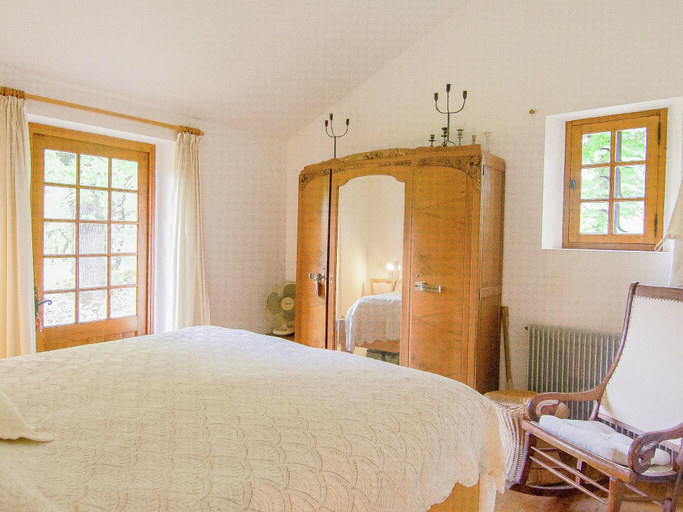 Others 5, Hilltop Home with Valley View, Dordogne