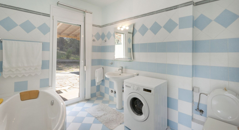 Bathroom 3, Vetas Vintage Villa by Rentalspro - Akti Elia, Central Macedonia